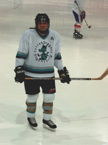 http://smollo.de/pixlie/cache/vs_2002_03_18%20-%20Spiel%20gegen%20Rivermen%20Straubing_IM001644.jpg
