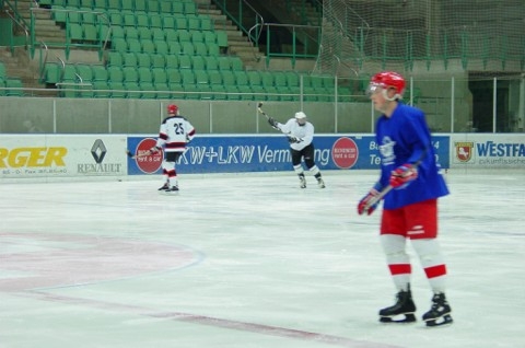 http://smollo.de/pixlie/cache/vs_2002_12_01%20-%20Trainings-Impressionen_tr05.jpg