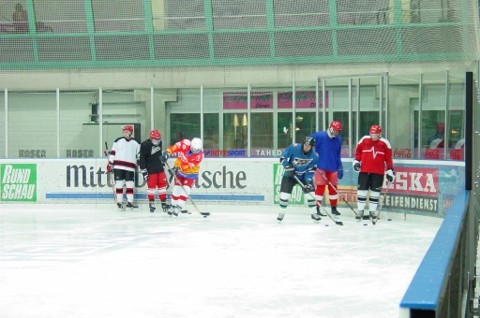 http://smollo.de/pixlie/cache/vs_2002_12_01%20-%20Trainings-Impressionen_tr09.jpg