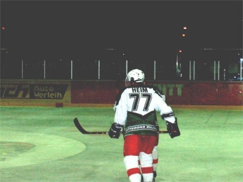 http://smollo.de/pixlie/cache/vs_2002_12_19%20-%20Spiel%20gegen%20Diesenbach%20Biber_db14.jpg