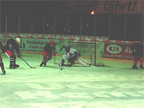http://smollo.de/pixlie/cache/vs_2002_12_19%20-%20Spiel%20gegen%20Diesenbach%20Biber_db16.jpg