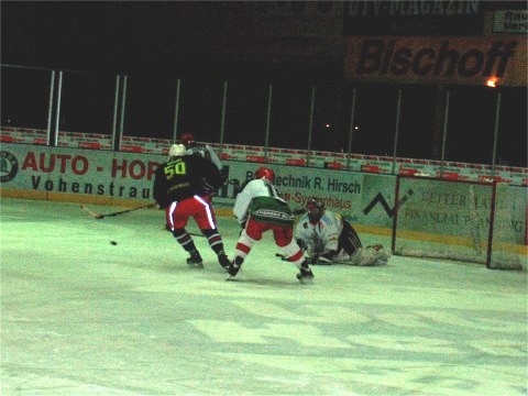 http://smollo.de/pixlie/cache/vs_2002_12_19%20-%20Spiel%20gegen%20Diesenbach%20Biber_db17.jpg