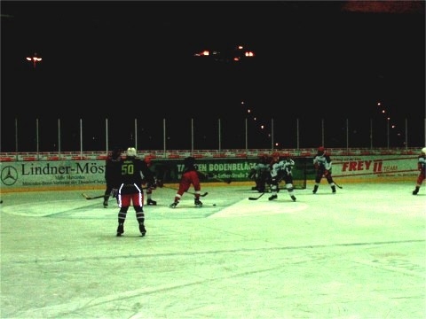 http://smollo.de/pixlie/cache/vs_2002_12_19%20-%20Spiel%20gegen%20Diesenbach%20Biber_db20.jpg