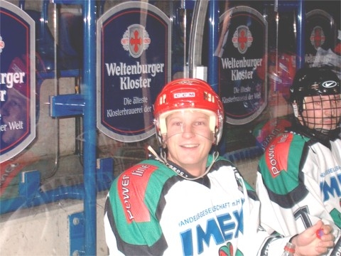 http://smollo.de/pixlie/cache/vs_2002_12_19%20-%20Spiel%20gegen%20Diesenbach%20Biber_db22.jpg