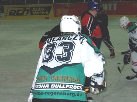 http://smollo.de/pixlie/cache/vs_2002_12_19%20-%20Spiel%20gegen%20Diesenbach%20Biber_db28.jpg