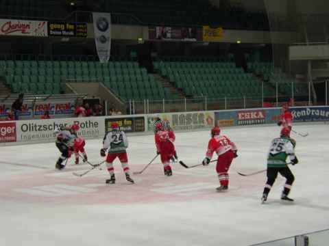 http://smollo.de/pixlie/cache/vs_2003_01_06%20-%20Spiel%20gegen%20EVR%20Damen_db08.JPG