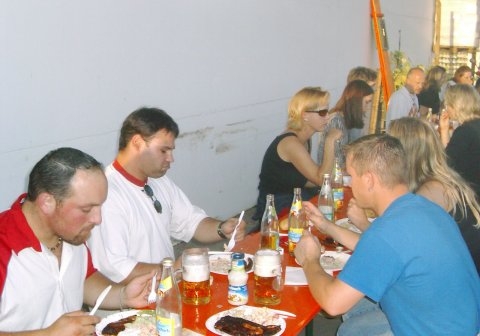 http://smollo.de/pixlie/cache/vs_2003_07_25%20-%20Abschlussfeier%20Inline%20Hockey_Im07.jpg