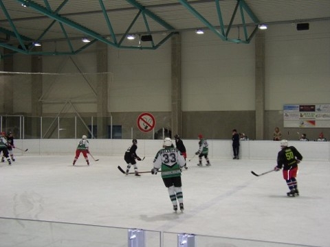 http://smollo.de/pixlie/cache/vs_2003_12_13%20-%20Spiel%20gegen%20Diesenbach%20Biber_P1010012.JPG