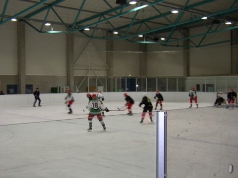http://smollo.de/pixlie/cache/vs_2003_12_13%20-%20Spiel%20gegen%20Diesenbach%20Biber_P1010014.JPG