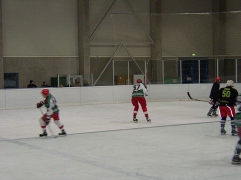 http://smollo.de/pixlie/cache/vs_2003_12_13%20-%20Spiel%20gegen%20Diesenbach%20Biber_P1010020.JPG