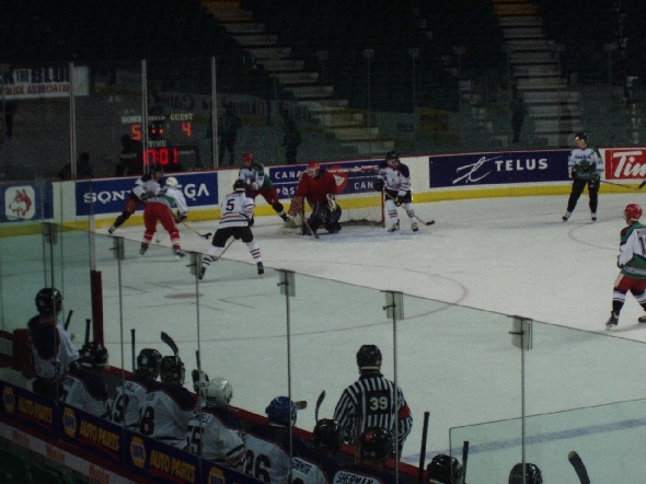 http://smollo.de/pixlie/cache/vs_2004_11_02%20-%20Spiel%20gegen%20die%20Calgary%20Global%20Pylons_41_Pb030130.jpg