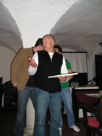 http://smollo.de/pixlie/cache/vs_2005_04_16%20-%20Saison-Abschlussfeier%20Eishockey%20Walba_P4160016.JPG