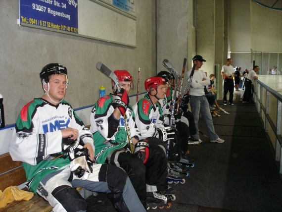 http://smollo.de/pixlie/cache/vs_2005_07_23%20-%20Spiel%20gegen%20Rivermen%20Straubing_Dsc01162.jpg