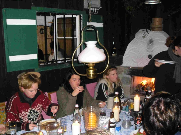 http://smollo.de/pixlie/cache/vs_2006_01_07%20-%20Weihnachtsfeier%202006_P1070017.JPG