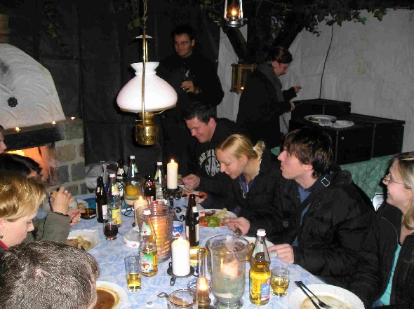 http://smollo.de/pixlie/cache/vs_2006_01_07%20-%20Weihnachtsfeier%202006_P1070018.JPG