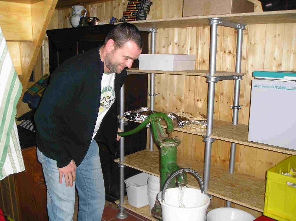 http://smollo.de/pixlie/cache/vs_2006_01_07%20-%20Weihnachtsfeier%202006_P1070026.JPG