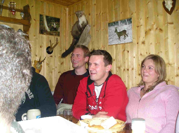 http://smollo.de/pixlie/cache/vs_2006_01_07%20-%20Weihnachtsfeier%202006_P1070053.JPG