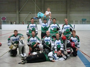 http://smollo.de/pixlie/cache/vs_2008_07_05%20-%20Spiel%20gegen%20den%20RSC%20Pillnach_DSC00885.jpg
