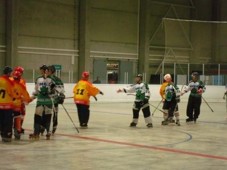 http://smollo.de/pixlie/cache/vs_2008_07_19%20-%20Finale%20gegen%20das%20Peaches_DSC00946.JPG