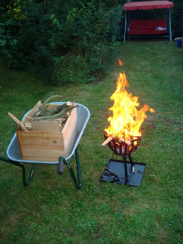 http://smollo.de/pixlie/cache/vs_2008_08_08%20-%20Sommerfest%202008_Sommerfest%20(06).JPG