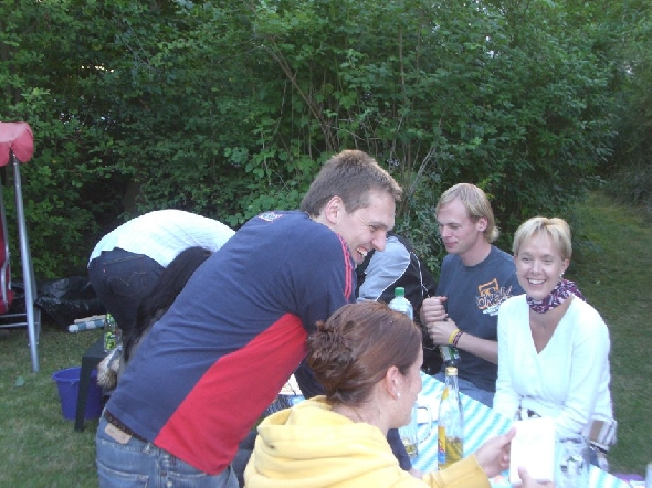 http://smollo.de/pixlie/cache/vs_2008_08_08%20-%20Sommerfest%202008_Sommerfest%20(12j).JPG