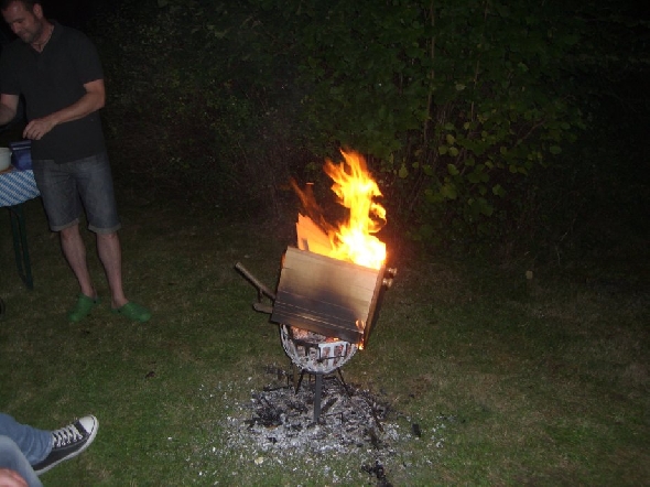http://smollo.de/pixlie/cache/vs_2008_08_08%20-%20Sommerfest%202008_Sommerfest%20(21a).JPG