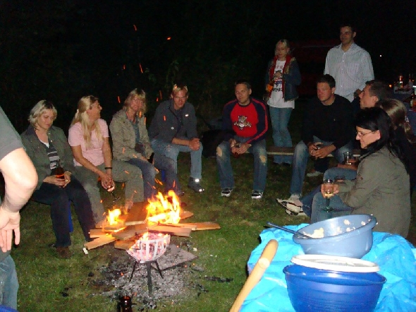 http://smollo.de/pixlie/cache/vs_2008_08_08%20-%20Sommerfest%202008_Sommerfest%20(32).JPG