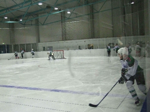 http://smollo.de/pixlie/cache/vs_2008_12_14%20-%20Spiel%20gegen%20Uniteam%20Regensburg_DSCF0068.jpg