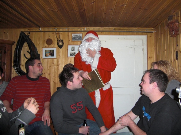 http://smollo.de/pixlie/cache/vs_2009_01_10%20-%20Weihnachtsfeier%202009_Cimg4699.jpg