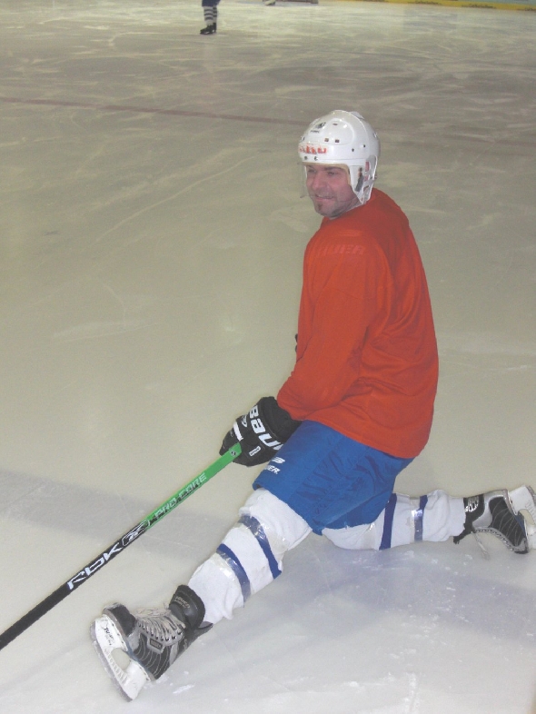 http://smollo.de/pixlie/cache/vs_2010_01_05%20-%20Uwe%20Daschner%20beim%20EHC%20M%FCnchen_Cimg6413.jpg