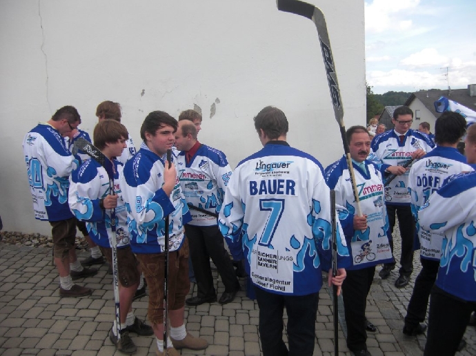 http://smollo.de/pixlie/cache/vs_2010_09_18%20-%20Hochzeit%20Christian%20Schweiger_Cimg7932.jpg