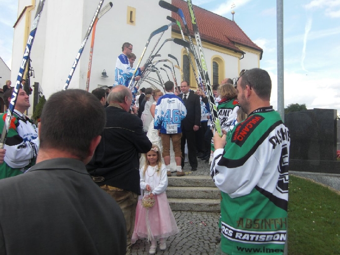 http://smollo.de/pixlie/cache/vs_2010_09_18%20-%20Hochzeit%20Christian%20Schweiger_Cimg7948.jpg