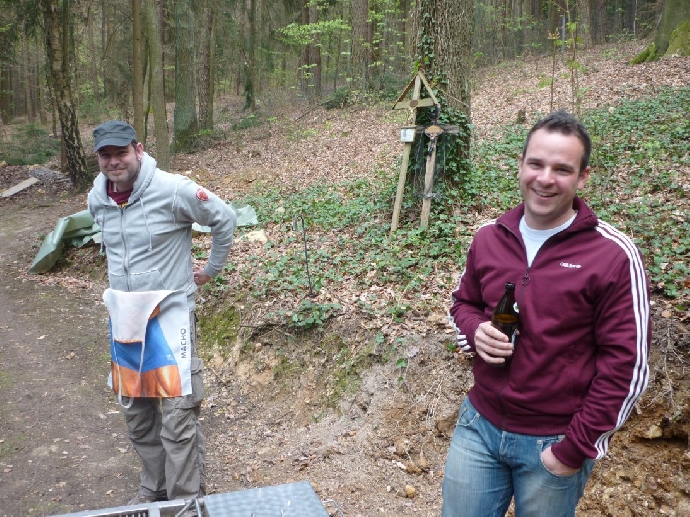 http://smollo.de/pixlie/cache/vs_2011_04_16%20-%20Osterfest%20Bullfrogs_P1030440.jpg